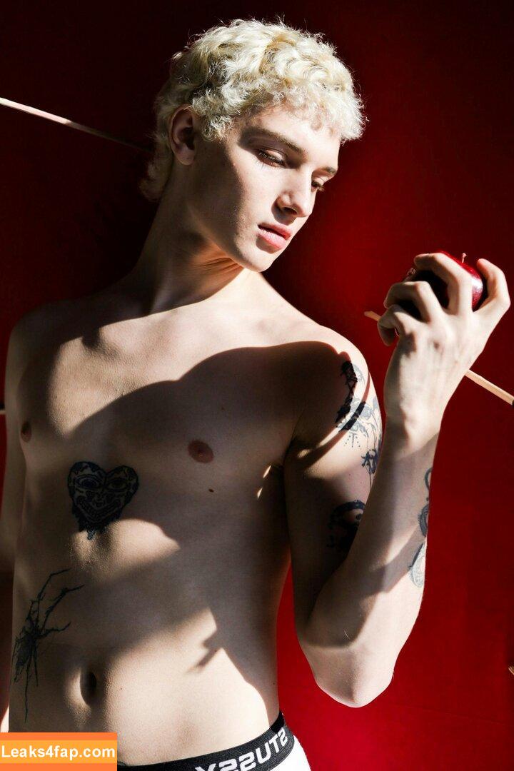 kybabyrae leaked photo photo #0021