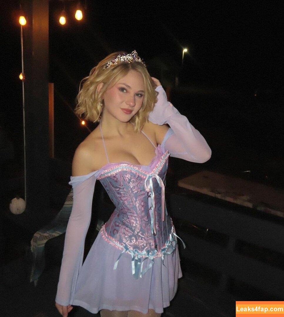 Lily Brooks O’Briant / lilybrooksobriant leaked photo photo #0014