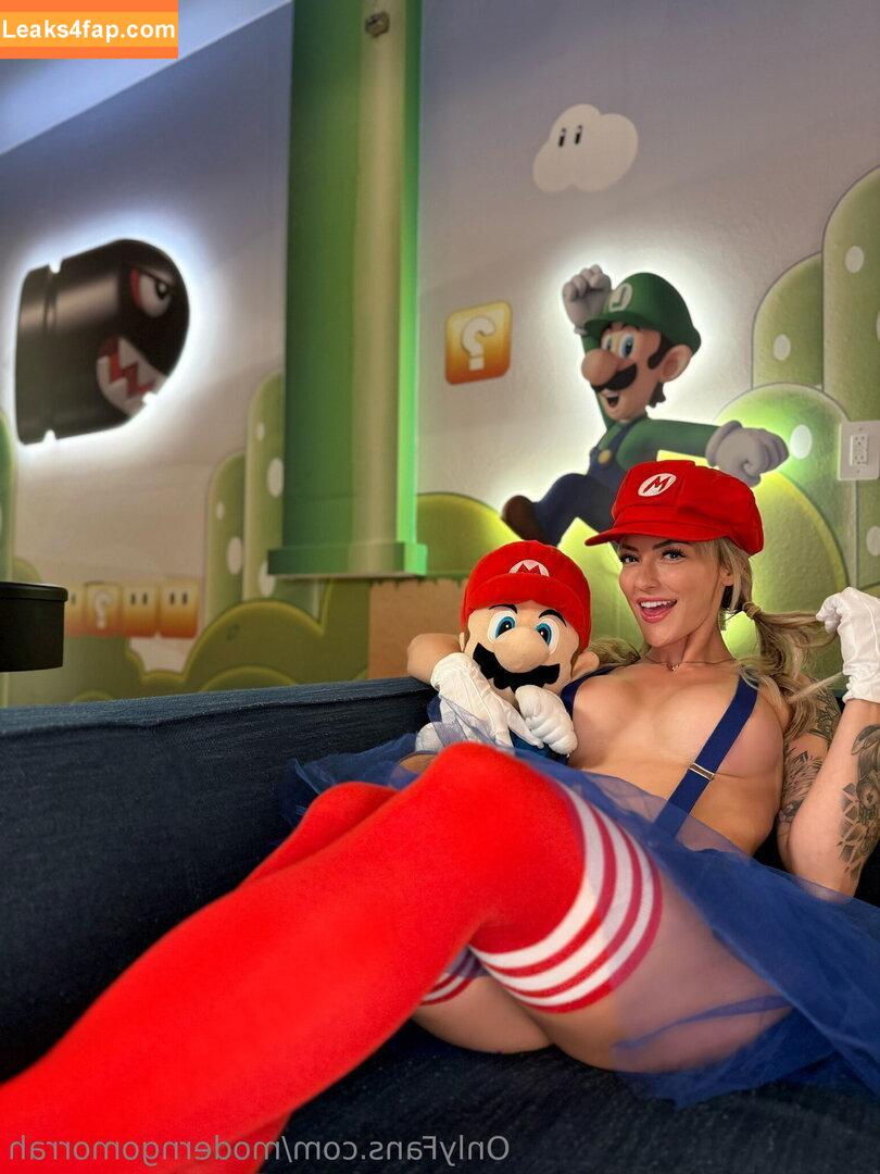moderngomorrah /  / Heidi-Jo-fit leaked photo photo #0009