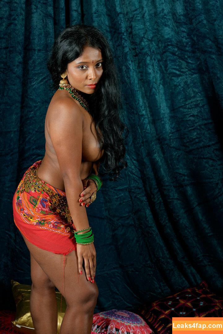 Nikita Gokhale / Nikita Gordijn / nikitagokhale leaked photo photo #0003