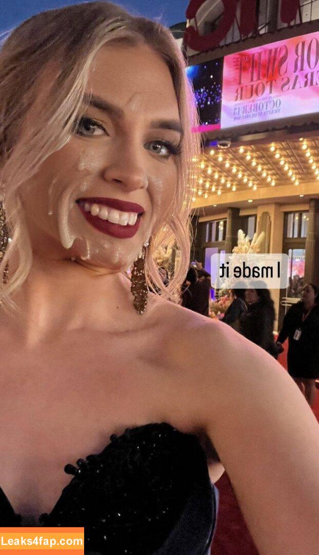 QTCinderella leaked photo photo #0042