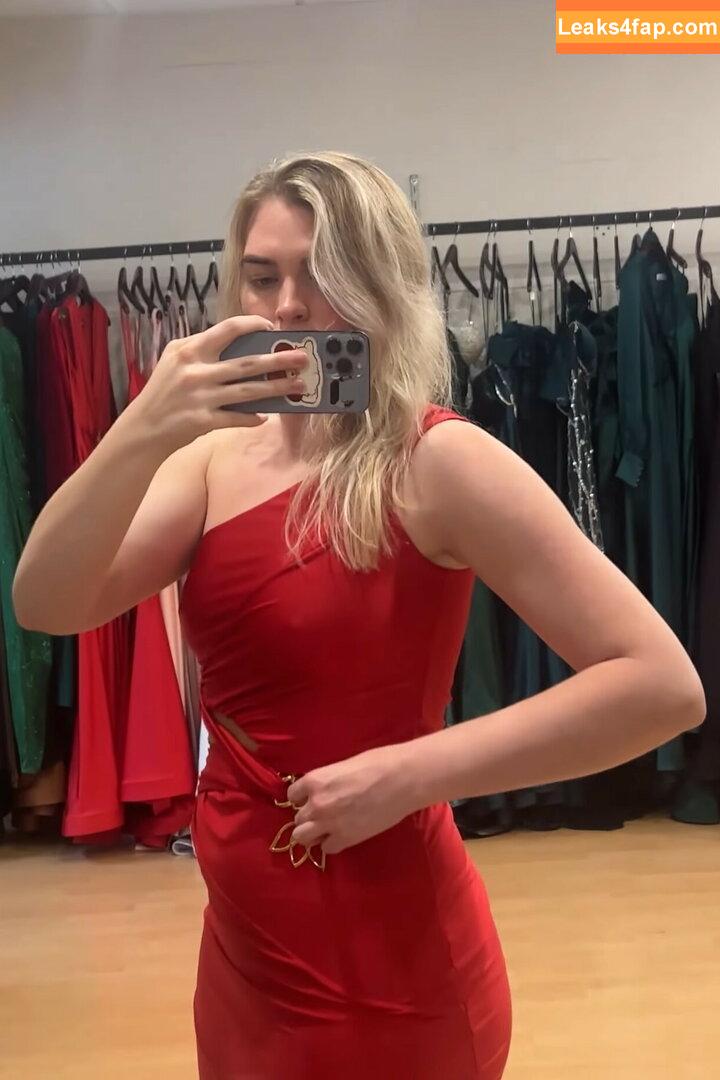 QTCinderella leaked photo photo #0049