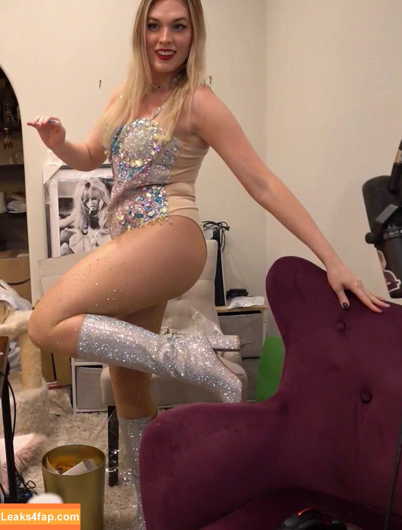 QTCinderella leaked photo photo #0064