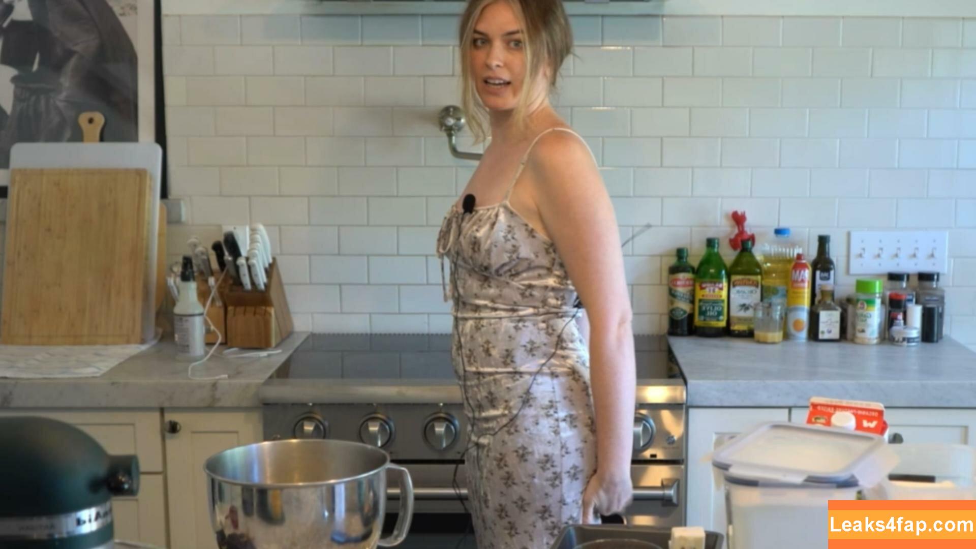 QTCinderella leaked photo photo #0286