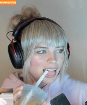 QTCinderella photo #0018