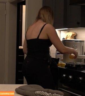 QTCinderella photo #0106