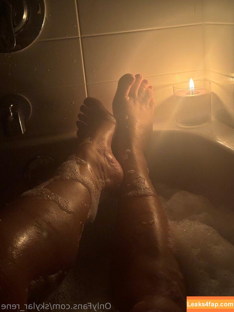 skylar_rene / skylarrene_official leaked photo photo #0021