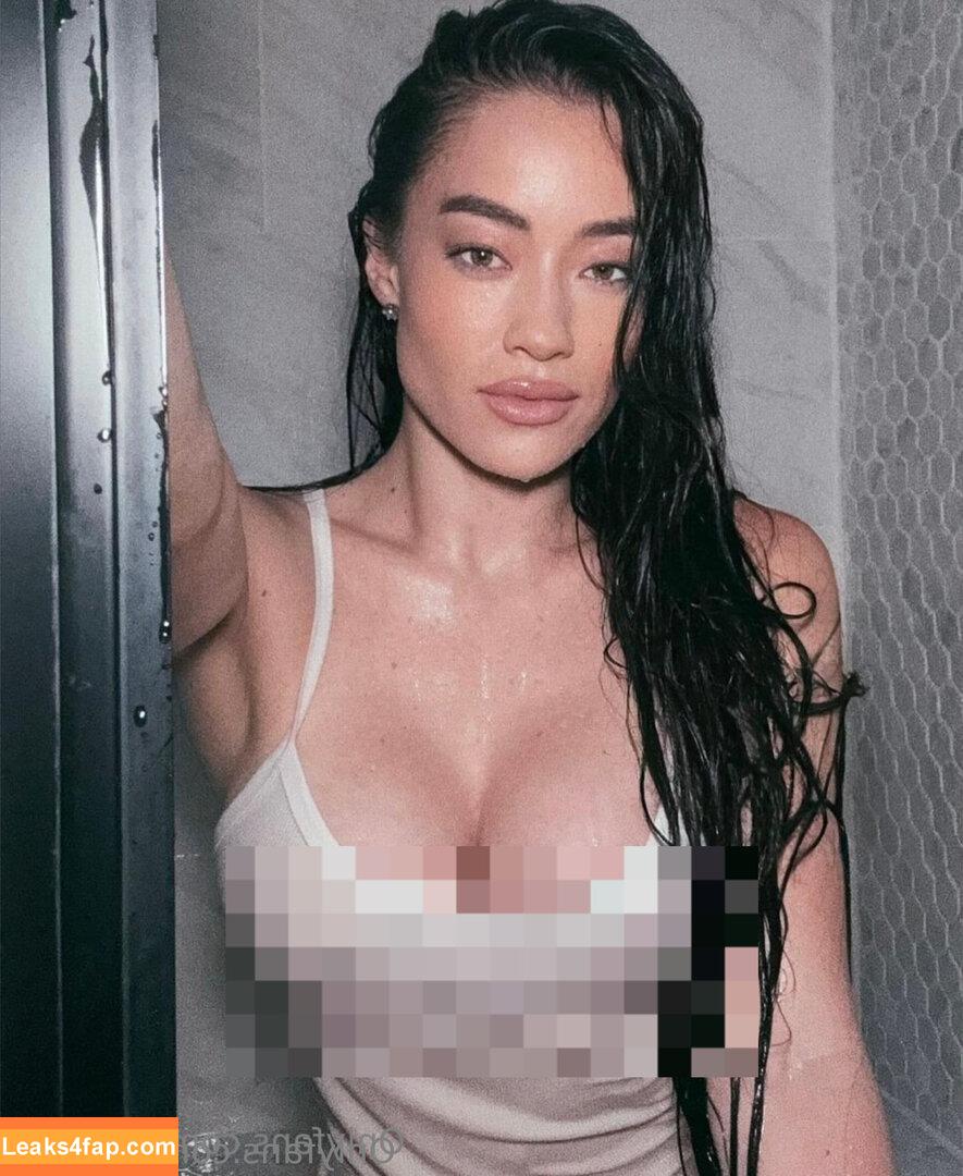stephmi /  leaked photo photo #0009
