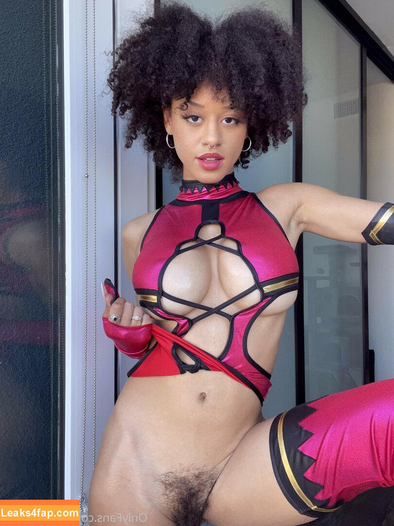 Stormi Maya / Stormimayafree / https: / stormimaya leaked photo photo #0172