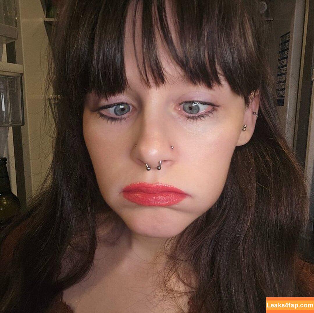 Sydney Harwin / https: / sydneyharwin слитое фото фото #0109