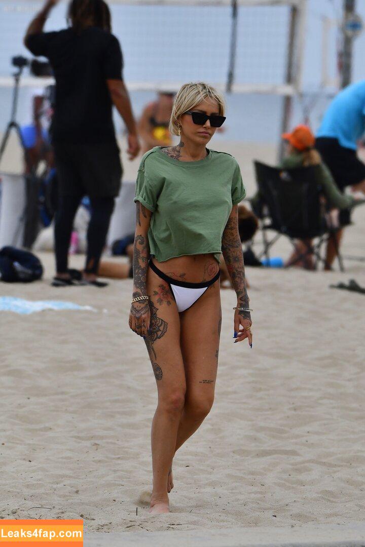 Tina Louise / tinalouise leaked photo photo #0079