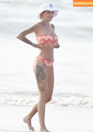 Tina Louise photo #0021