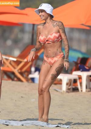 Tina Louise photo #0033
