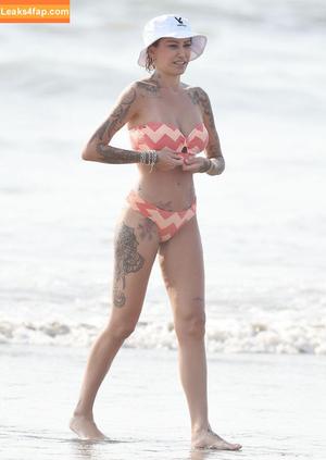 Tina Louise photo #0038