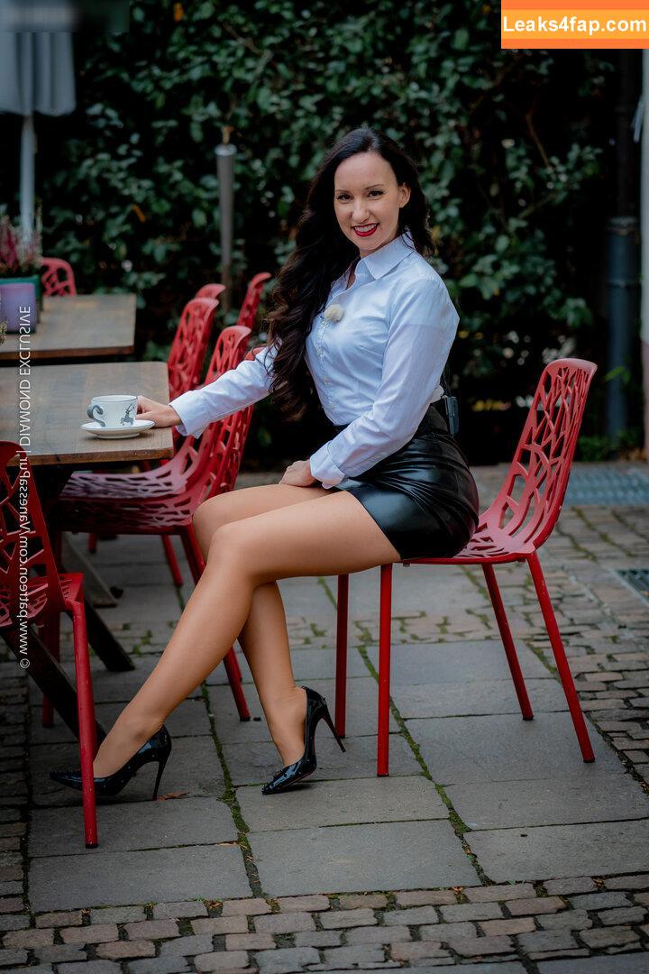 Vanessa Pur / VanessaPur / vanessa.pur leaked photo photo #0123