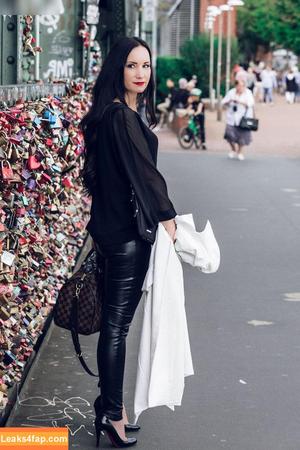 Vanessa Pur photo #0216