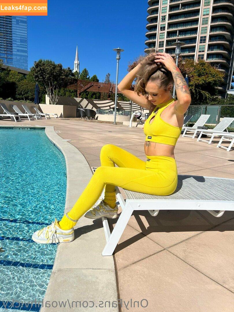 Woah Vicky / imwoahvicky / victoriaroseeee leaked photo photo #0001