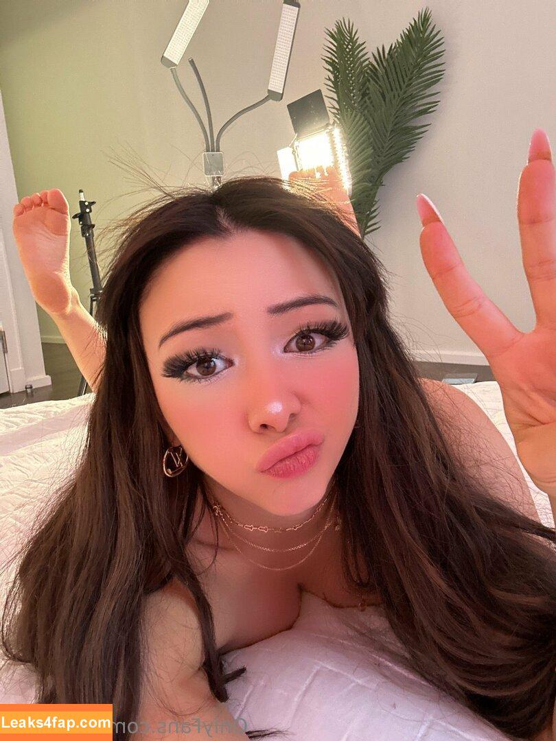 waifumiia / izzybunnies / izzybuunnies / waifuumia leaked photo photo #0001