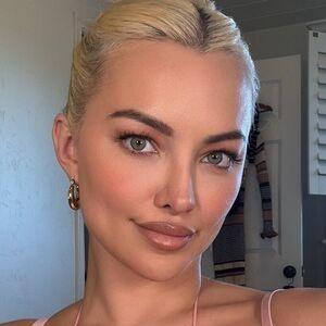 Lindsey Pelas photo #0004