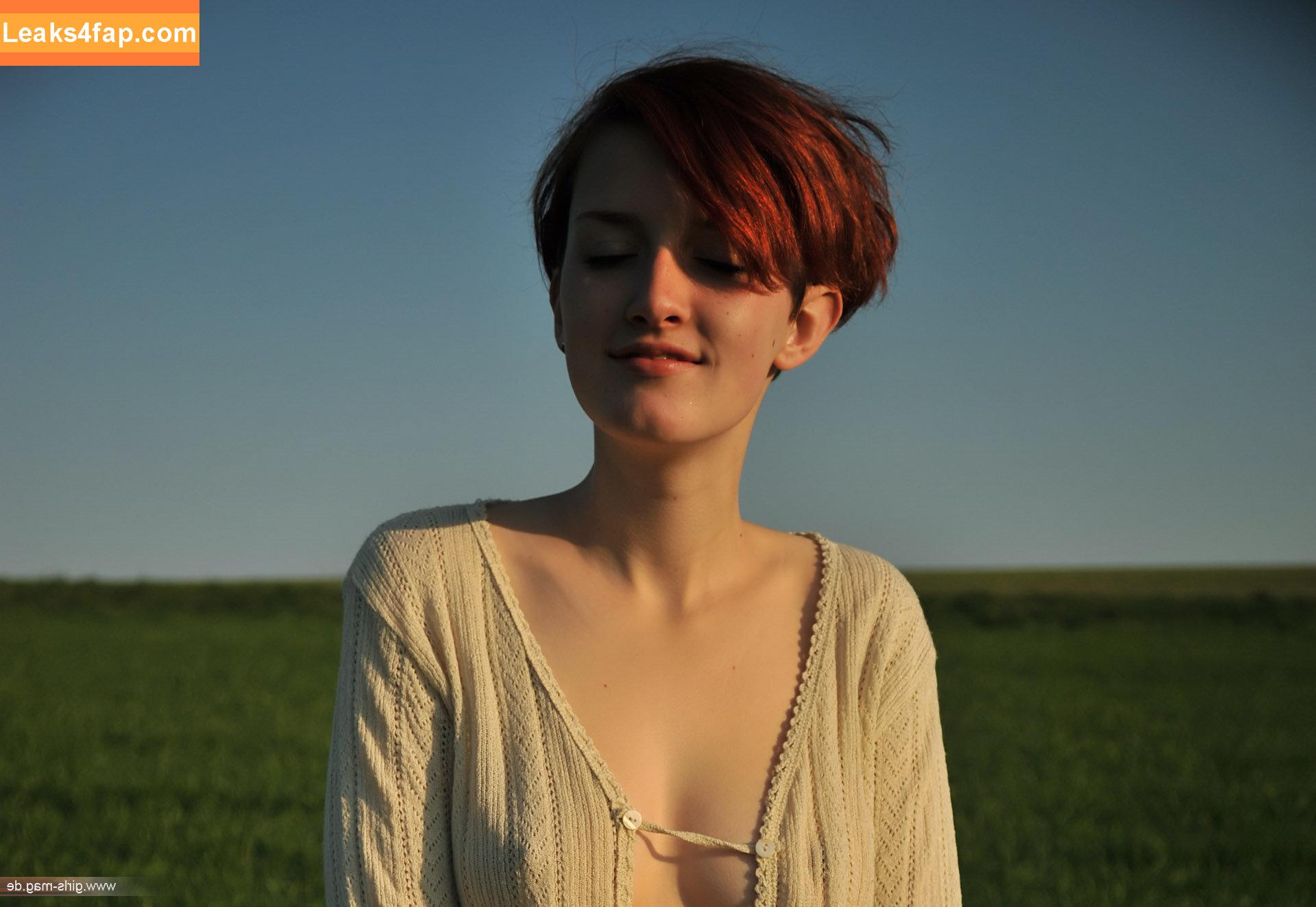 10967 /  leaked photo photo #0340