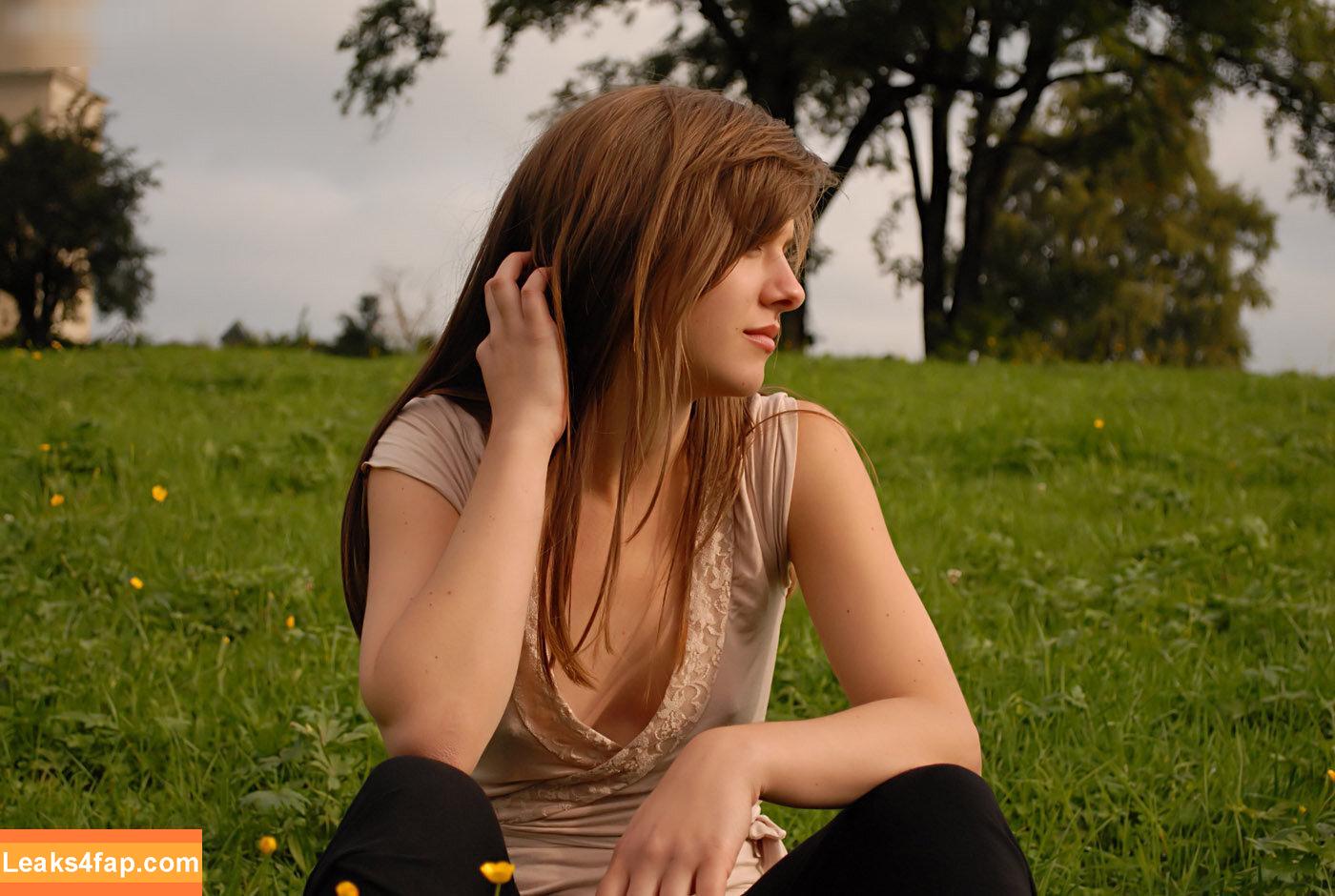 10967 /  leaked photo photo #0384