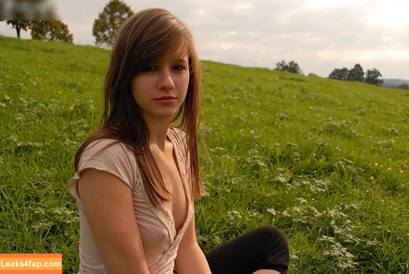 10967 /  leaked photo photo #0399