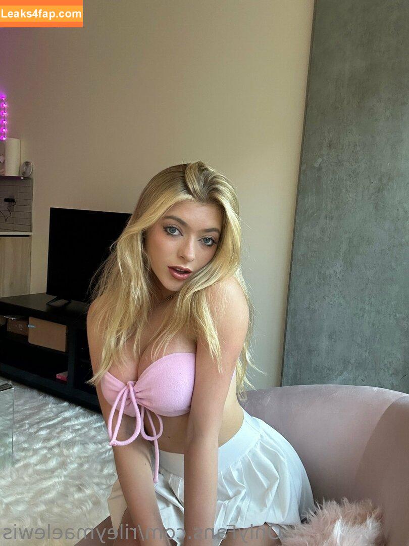 10967 /  leaked photo photo #1683