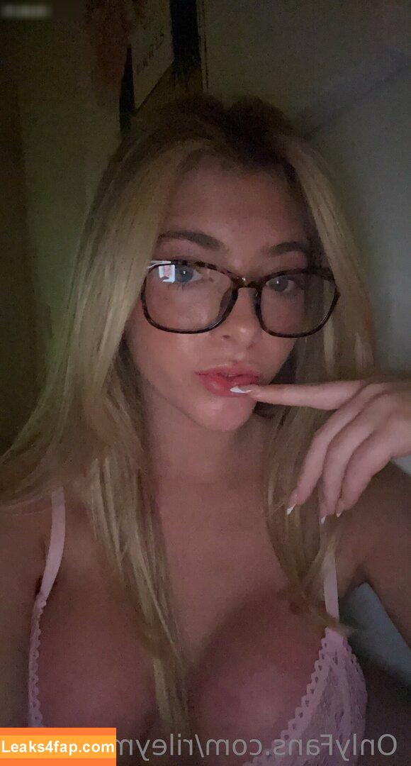 10967 /  leaked photo photo #1684