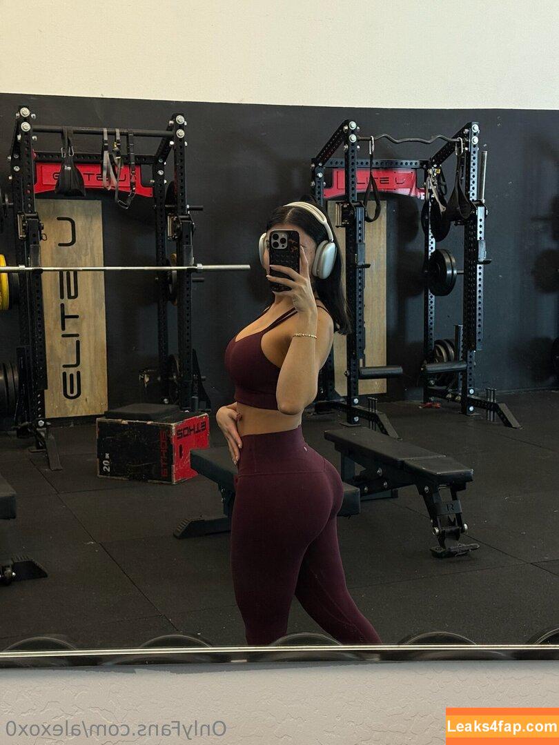 Alexox0 leaked photo photo #0032