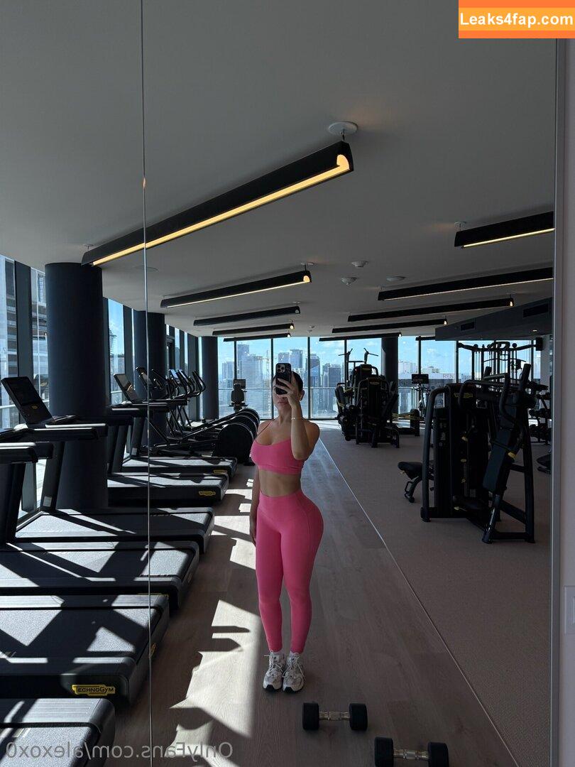 Alexox0 leaked photo photo #0043