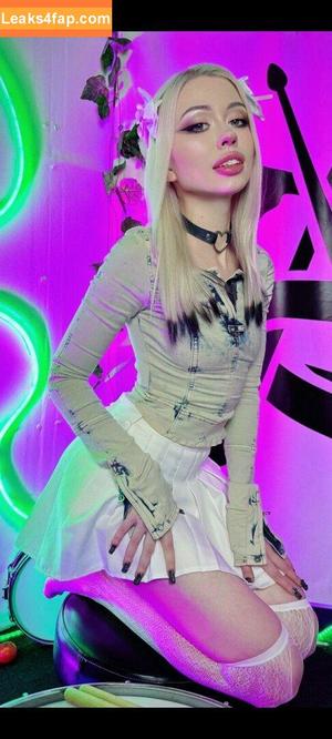 Anastasia Sereda photo #0001