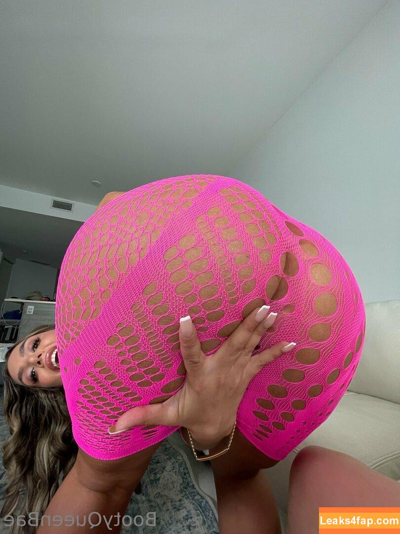 bootyqueenbae / araqueenbae leaked photo photo #0004