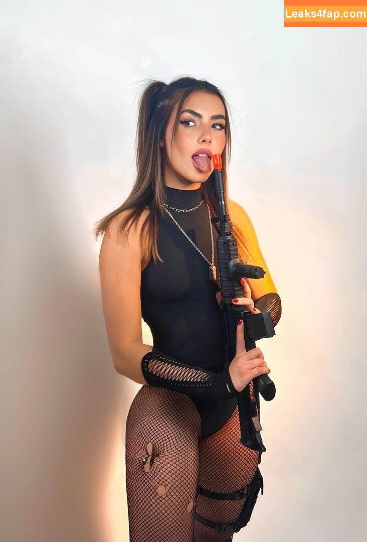 BotezLive / Botez Sisters / missbotez leaked photo photo #0018