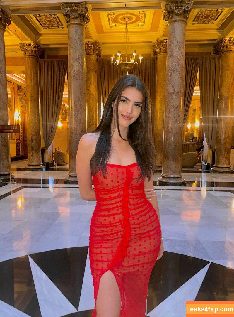 BotezLive / Botez Sisters / missbotez leaked photo photo #0088