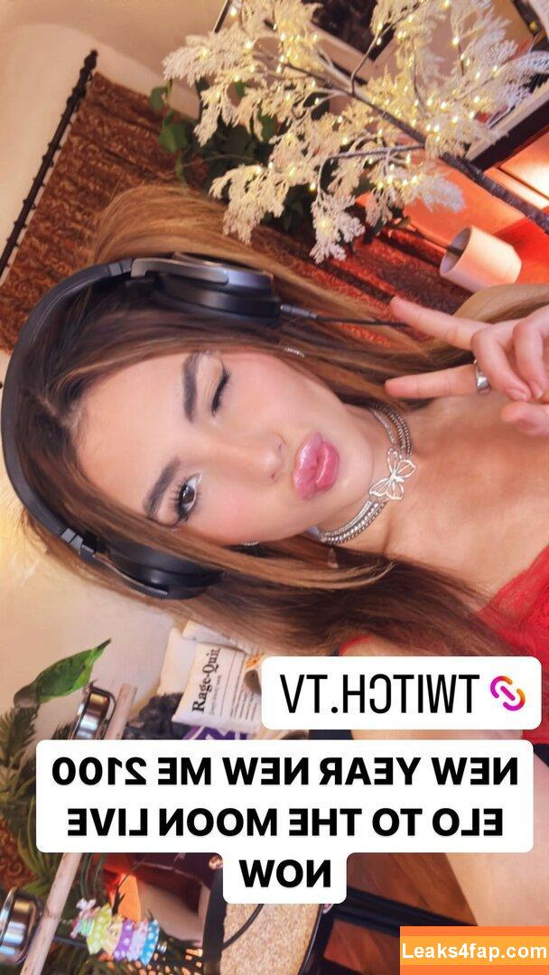 BotezLive / Botez Sisters / missbotez leaked photo photo #0203