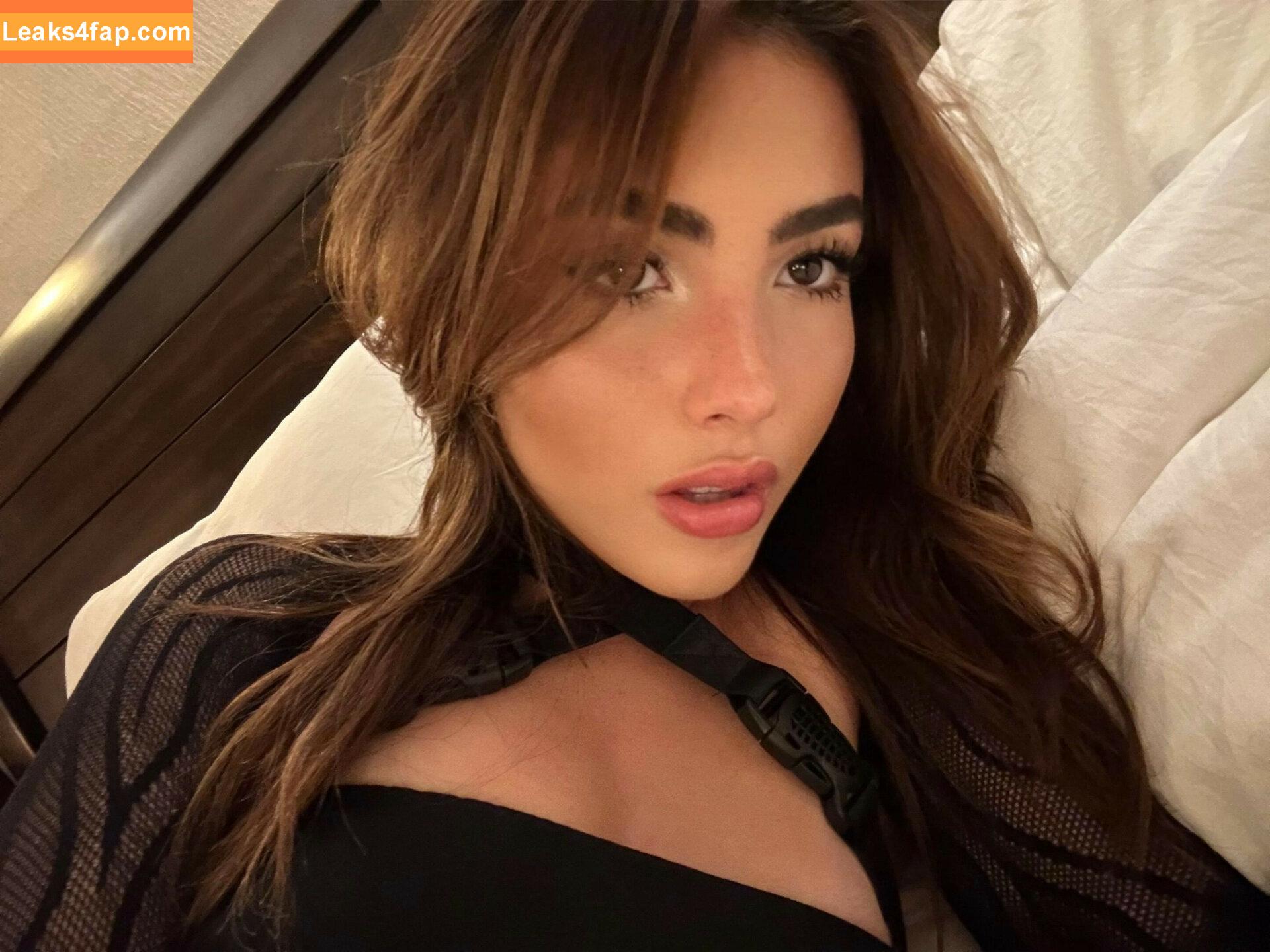 BotezLive / Botez Sisters / missbotez leaked photo photo #0241