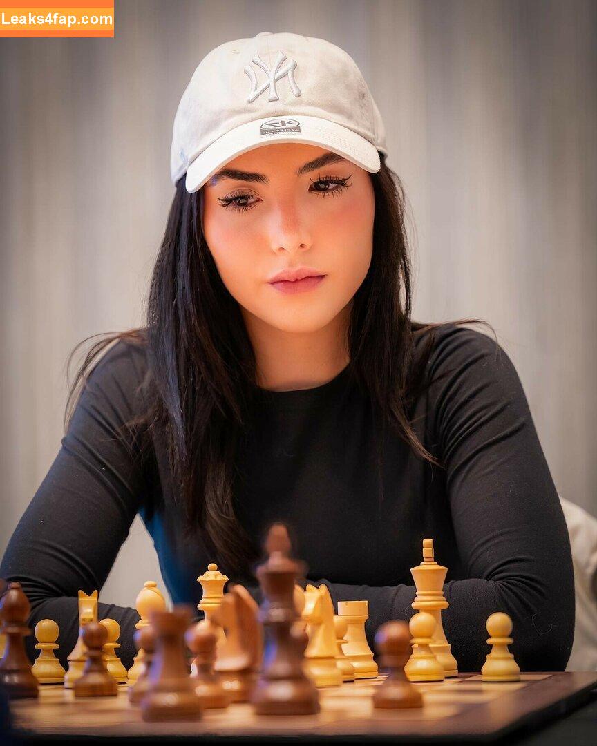 BotezLive / Botez Sisters / missbotez leaked photo photo #0254