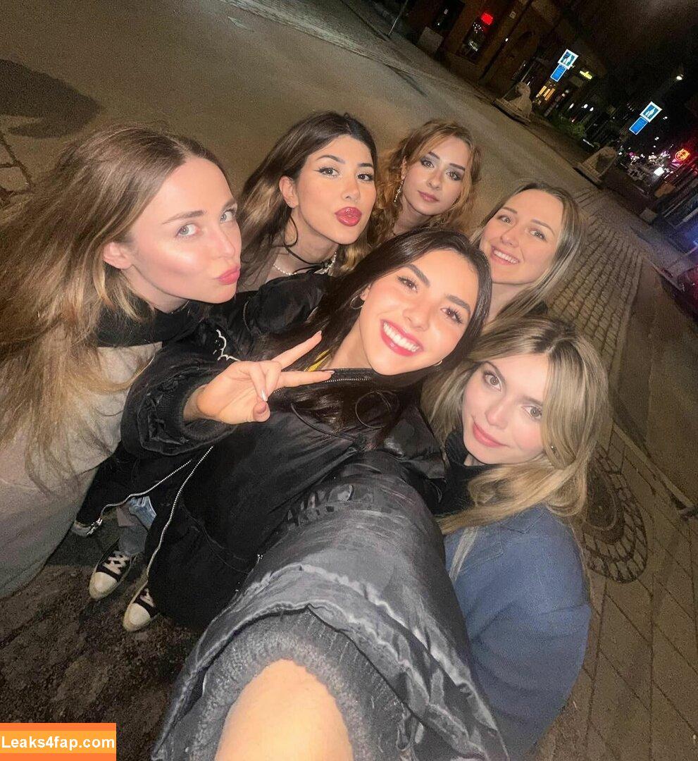 BotezLive / Botez Sisters / missbotez leaked photo photo #0434