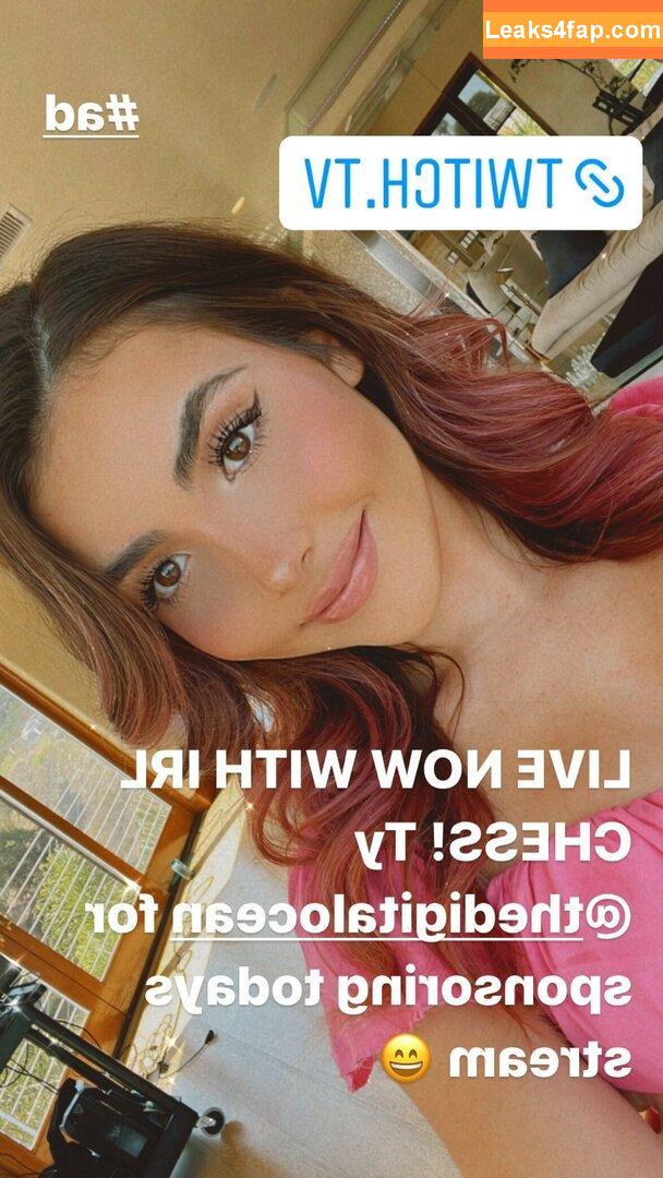 BotezLive / Botez Sisters / missbotez leaked photo photo #0492