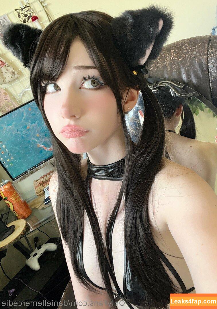 Danielle.mercedie / DanielleMercedie / ellemae0428 leaked photo photo #0006