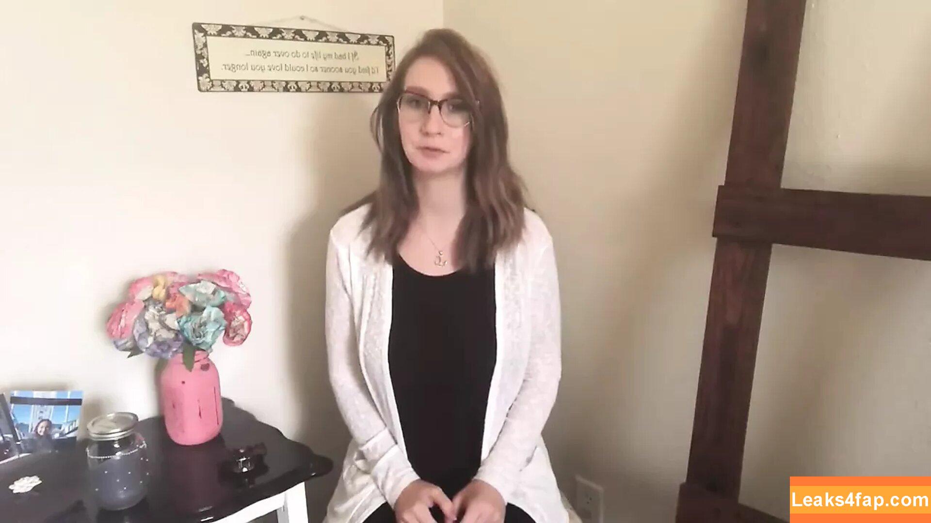 Elizabeth Rabbit / elizabethrabbittt leaked photo photo #0026