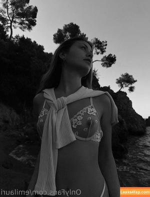 emilauri photo #0019