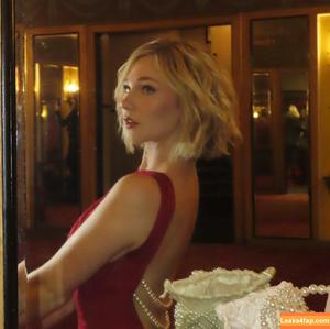 Lily Brooks O’Briant photo #0037