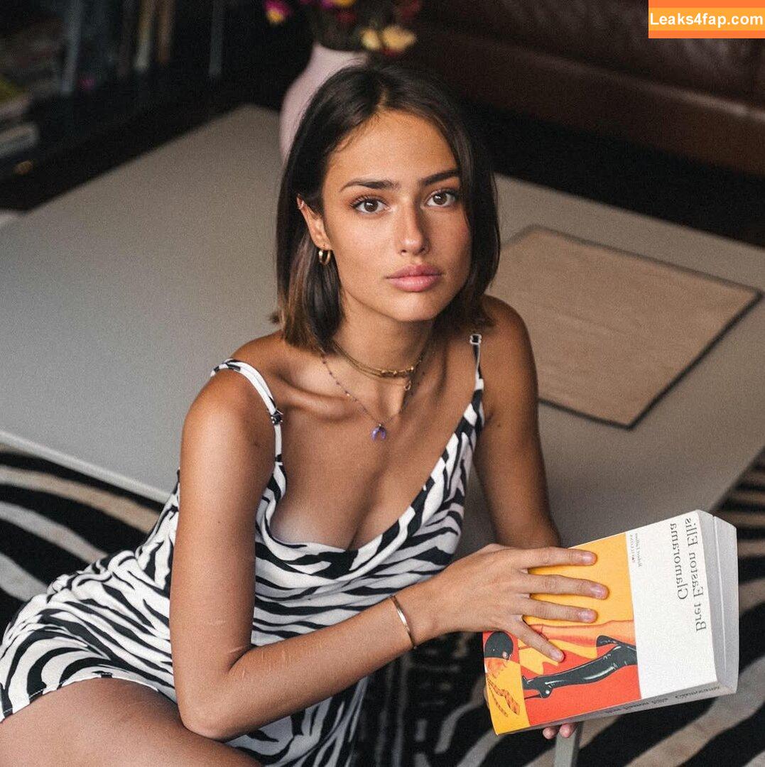Lou-Ann Vecchia / louska / louvchia leaked photo photo #0004