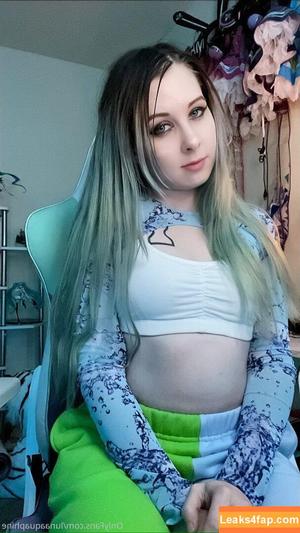 LunaAquaphine photo #0004