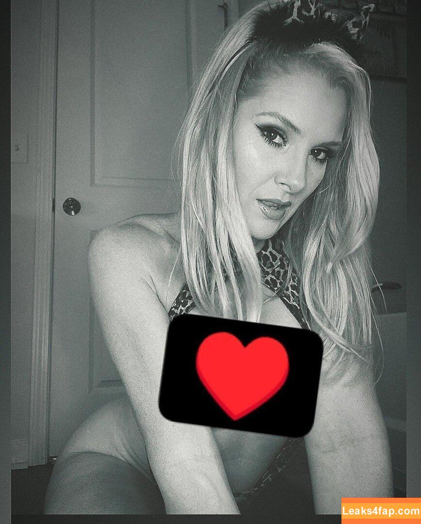 Macey Estrella /  leaked photo photo #0003