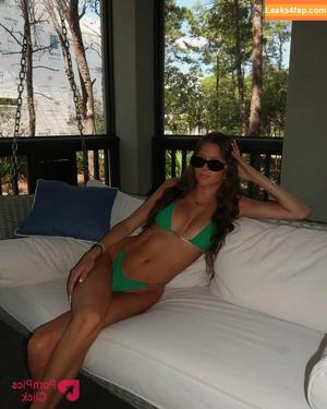 Mia Torrence photo #0006