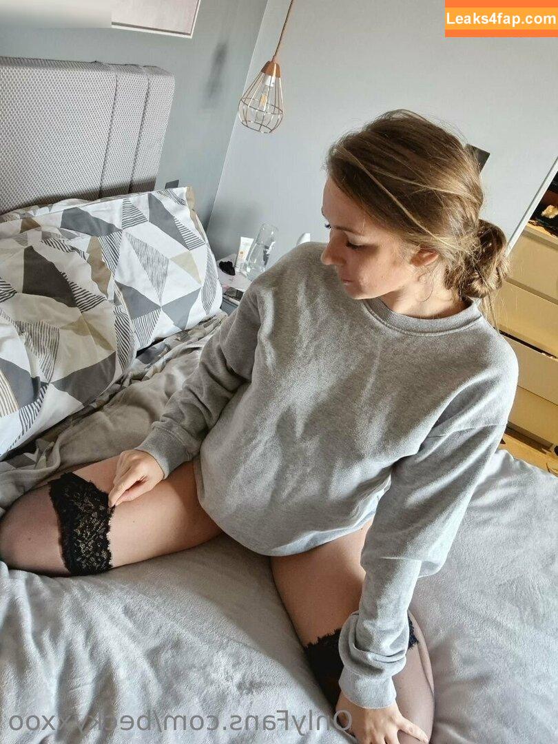 Nurse.beckyxxoo / https: leaked photo photo #0035
