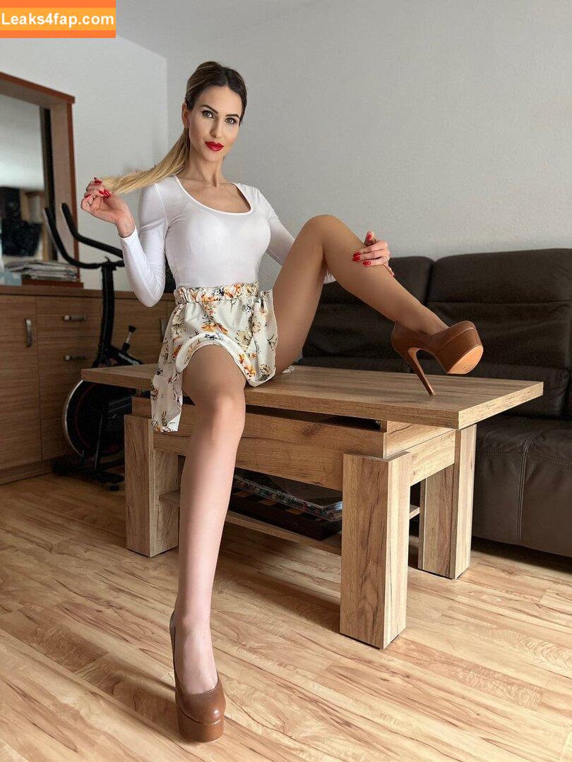 Polishgirl_in_Heels / Gosia Strycharczuk / Polishgirl In Heels слитое фото фото #0060