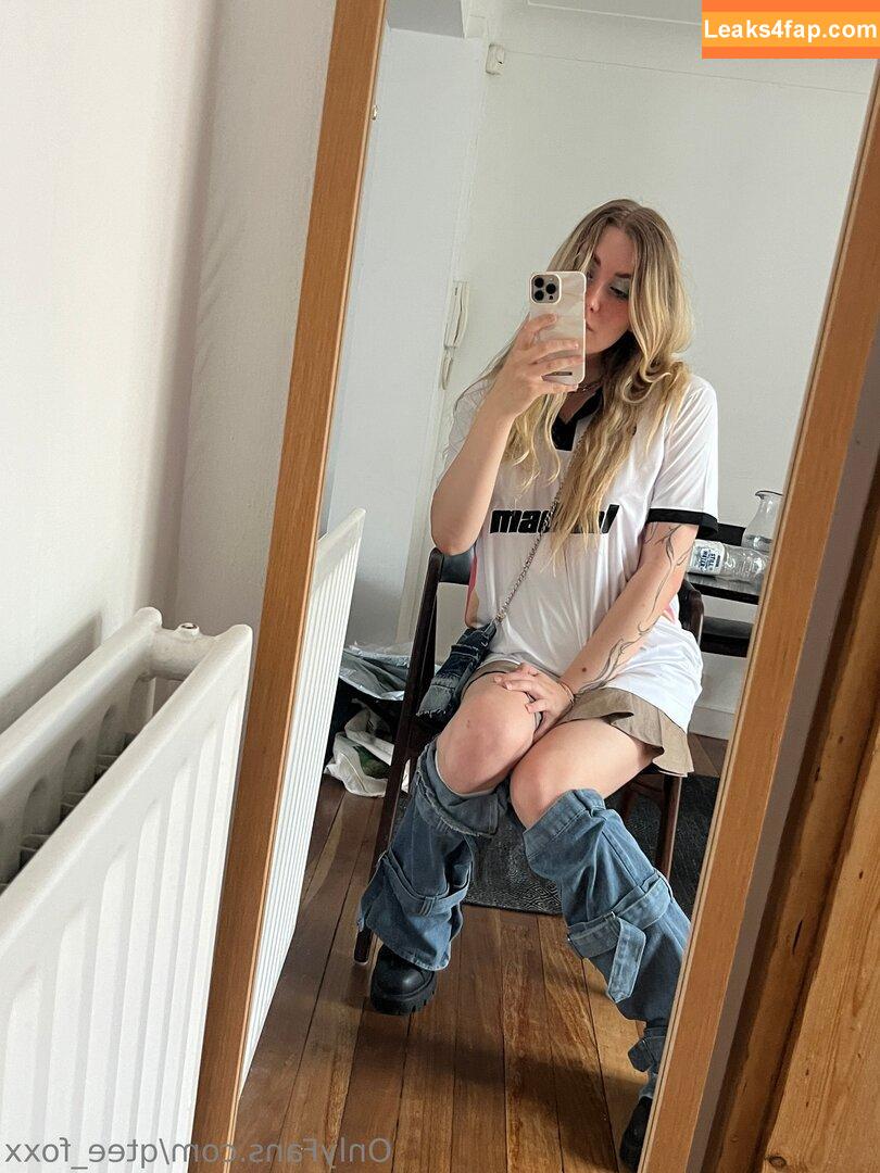 qtee_foxx /  leaked photo photo #0013